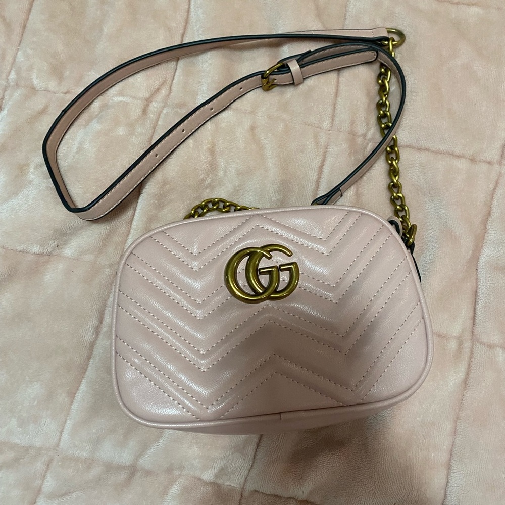 Fucci pink heart purse